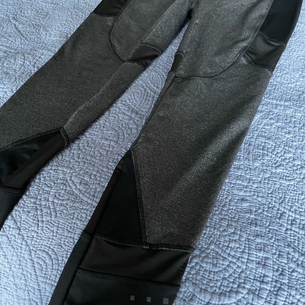 Avia Ladies all black Leggings